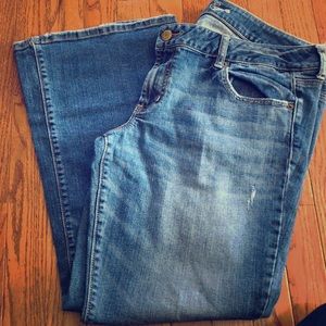 Medium wash American Eagle jeans!